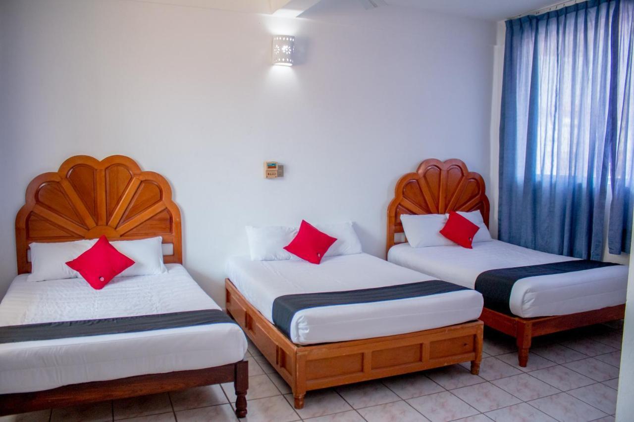 Hotel Adelita Zihuatanejo Eksteriør billede