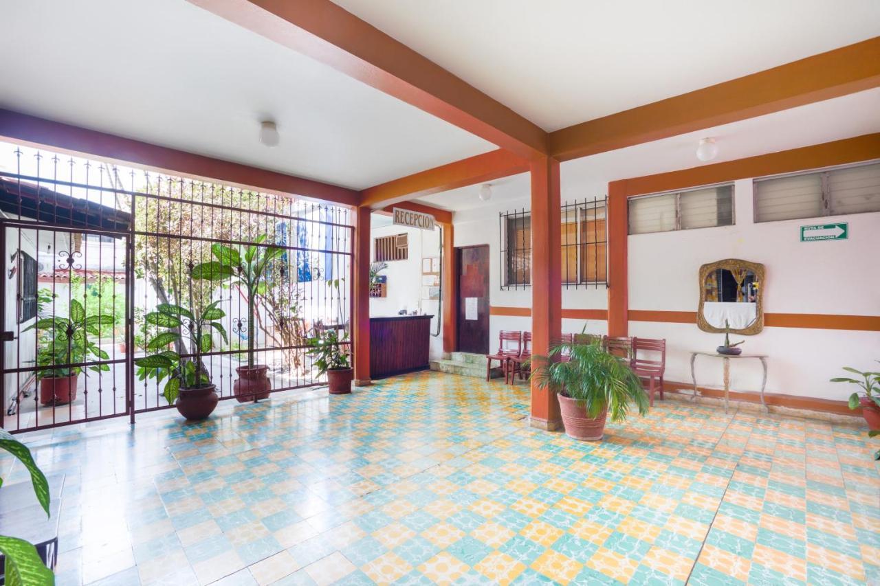 Hotel Adelita Zihuatanejo Eksteriør billede