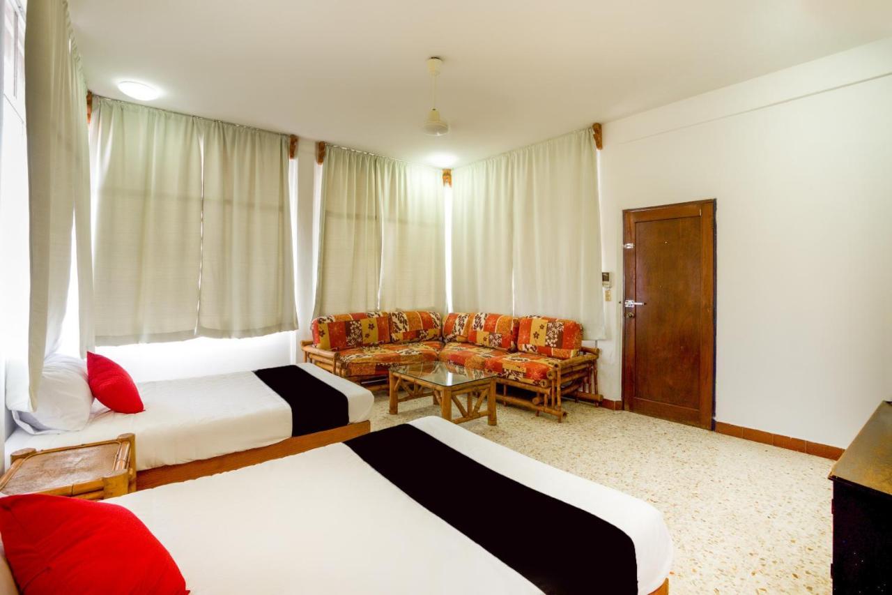 Hotel Adelita Zihuatanejo Eksteriør billede